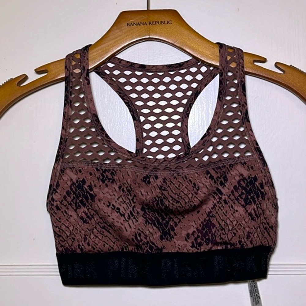 NWT PINK Victoria’s Secret Sports Bra